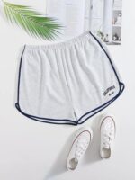 Women's stretch shorts with embroidered letters - Image 5