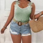 SHEIN Clasi Top aplique con encaje correa ancha - Image 5