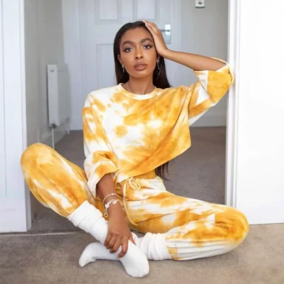 SHEIN EZwear Tie Dye Pullover & Joggers Set