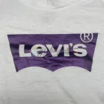 Levi's Classic T-Shirt - Image 6