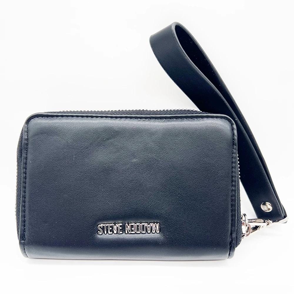 smt9 Steve Madden Black Wristlet Wallet - Image 1