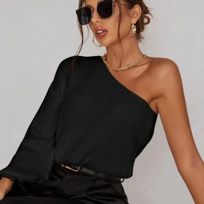 Mulvari Solid One Shoulder Sweater
