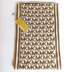 Michael Kors Hat & Scarf Set - Image 4