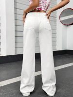 SHEIN White Jeans With Pockets - Image 2