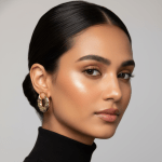 NEFERU Croissant Earrings